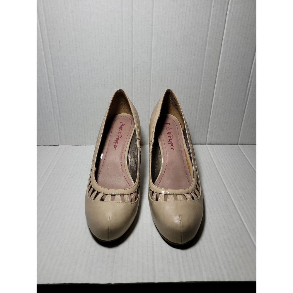 Pink and Pepper Tan Heels Size 8
